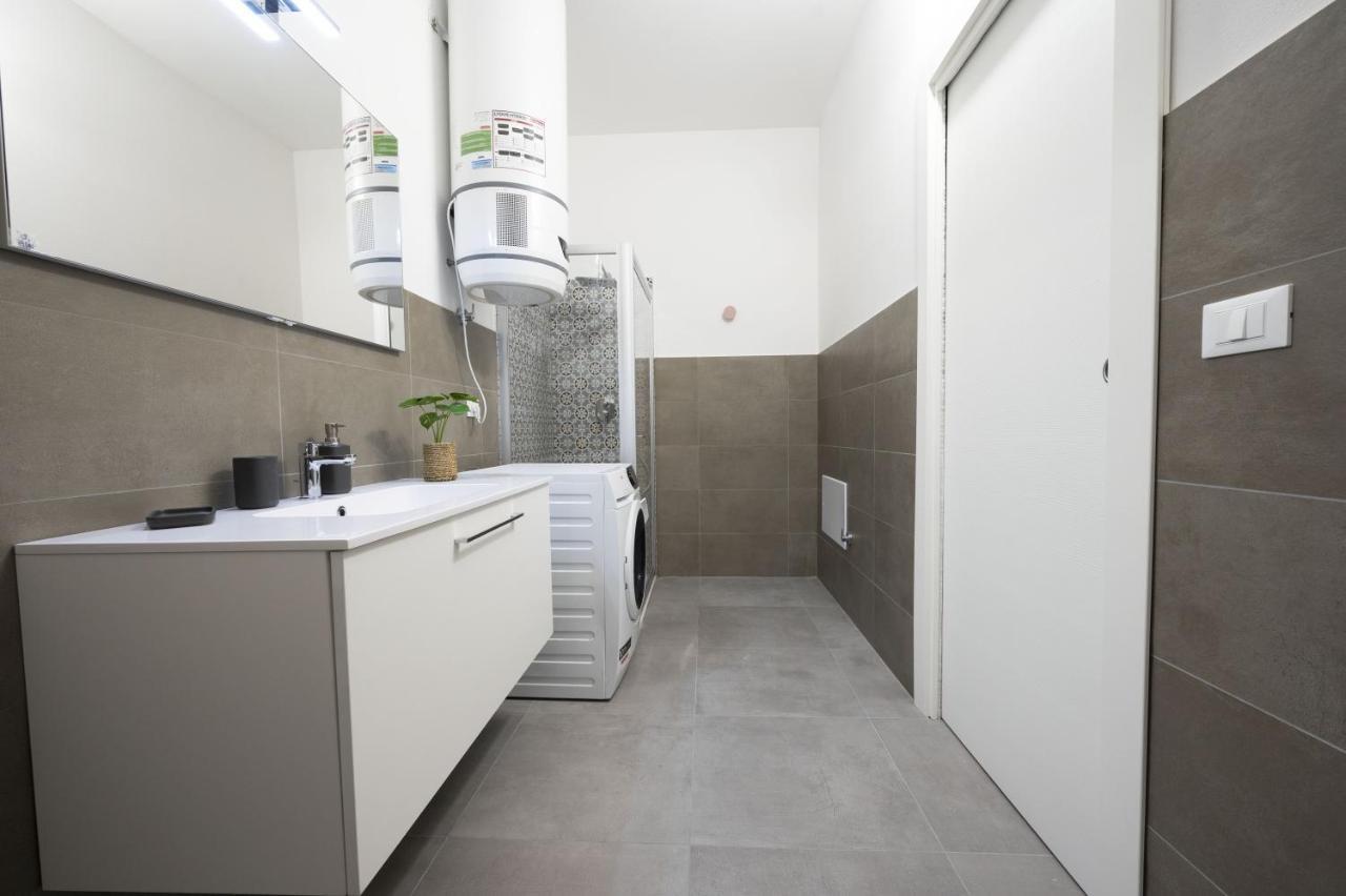 Getthekey Lenzi Suites Болонья Экстерьер фото